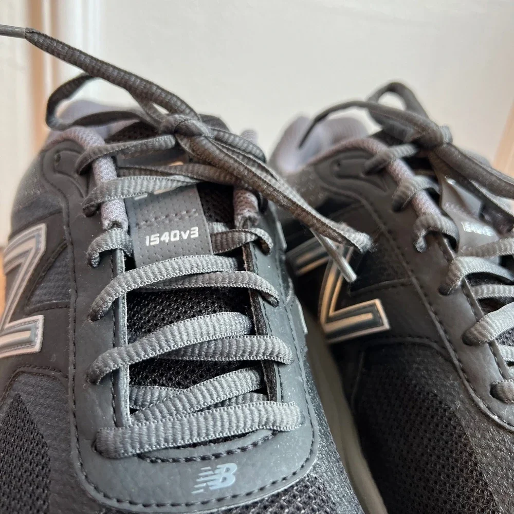 New Balance 1540v3 Running‎ Shoes Gym Black Castlerock Men's Size 8 US 41.5 EU
